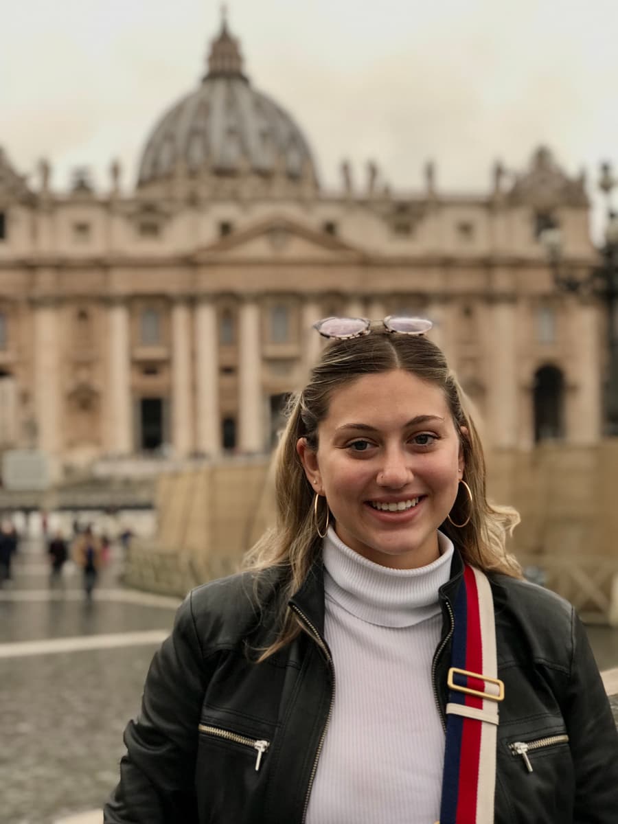 Juliana in St Peter’s Square in Rome