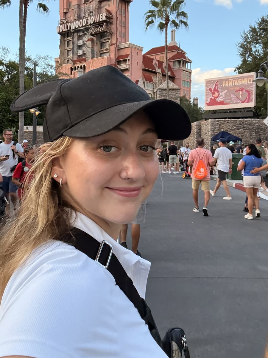 Juliana in front of the Tower of Terror at Walt Disney World